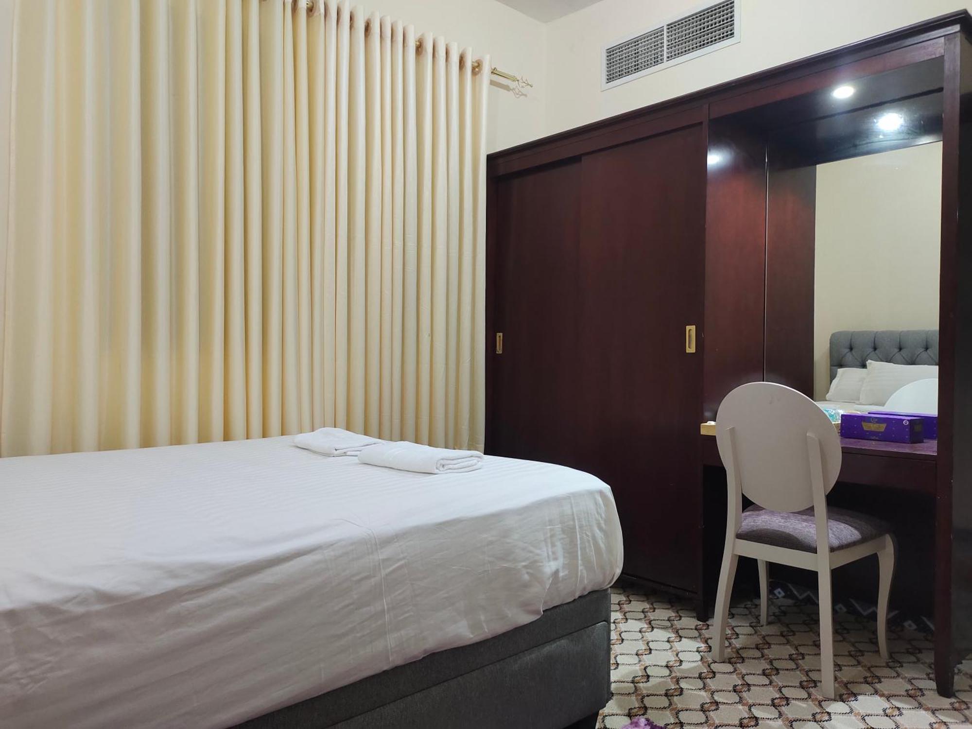 Arnim Serviced - Only For Family Apartment *