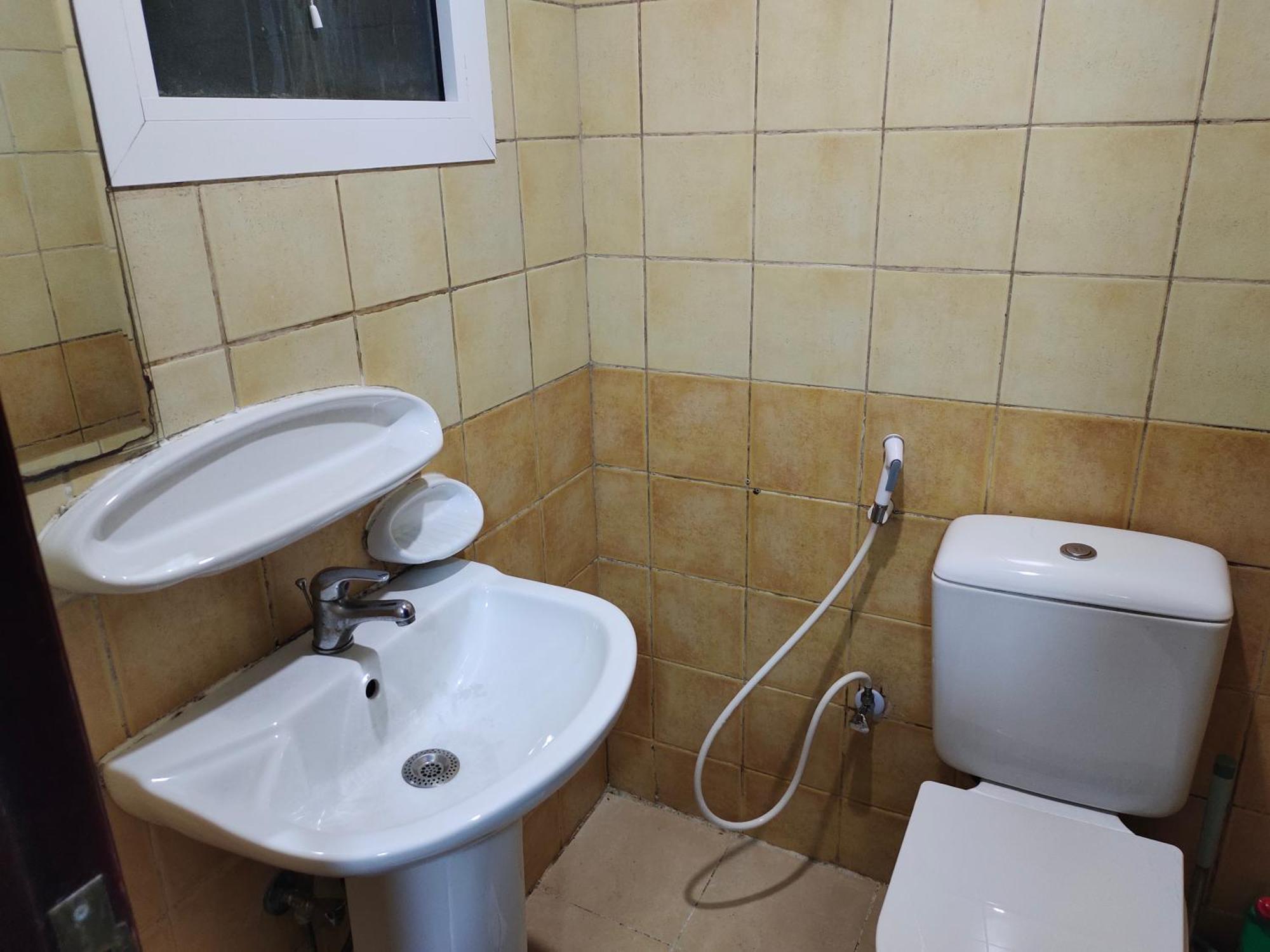 Arnim Serviced - Only For Family *